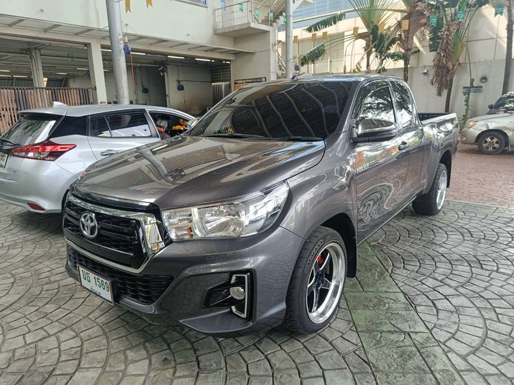 Toyota Hilux Revo 2020 2.4 Z Edition Entry Pickup ดีเซล ไม่ติดแก๊ส เกียร์ธรรมดา เทา