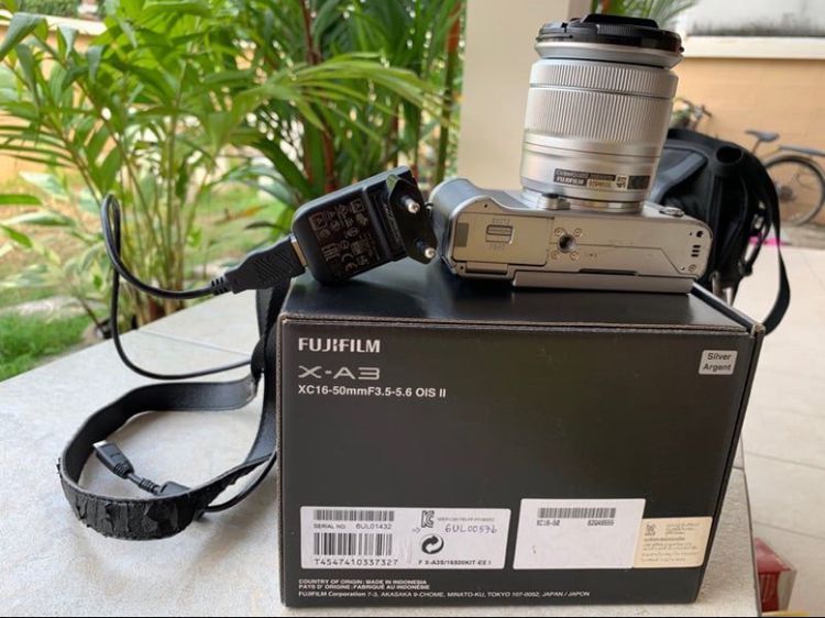 Fujifilm กล้องมิลเลอร์เลส กล้อง xa-3 สีดำ เมม 16gb สภาพดี