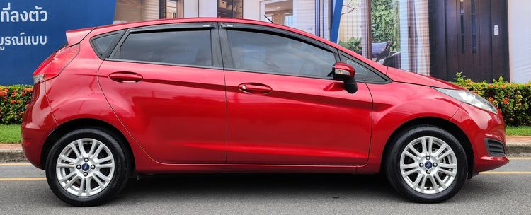 Ford Fiesta 2016 1.5 Sport Sedan เบนซิน เกียร์อัตโนมัติ แดง รูปที่ 3