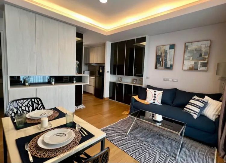 For Rent 2 Bedroom The Lumpini 24