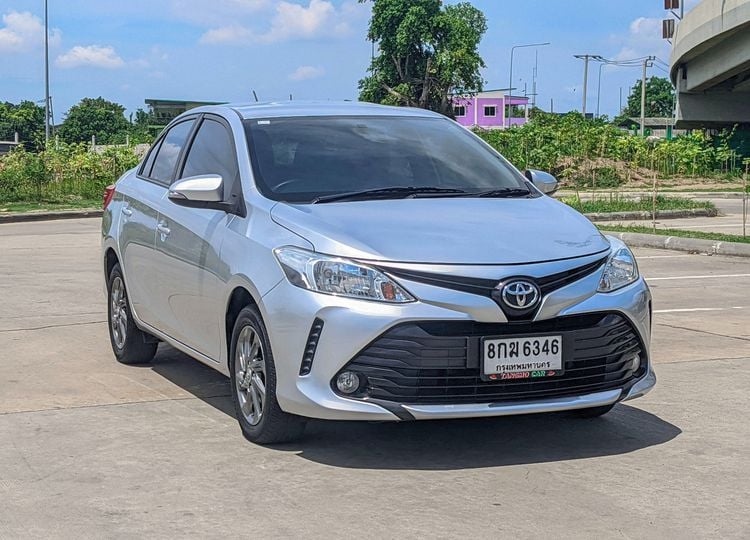 Toyota Vios 2018 1.5 E Sedan เบนซิน ไม่ติดแก๊ส เกียร์อัตโนมัติ เทา รูปที่ 1