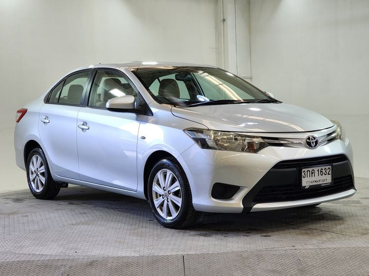 Toyota Vios 2014 1.5 E Sedan เบนซิน เกียร์อัตโนมัติ บรอนซ์เงิน