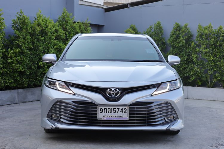 Toyota Camry 2019 2.0 G Sedan เบนซิน ไม่ติดแก๊ส เกียร์อัตโนมัติ บรอนซ์เงิน รูปที่ 2