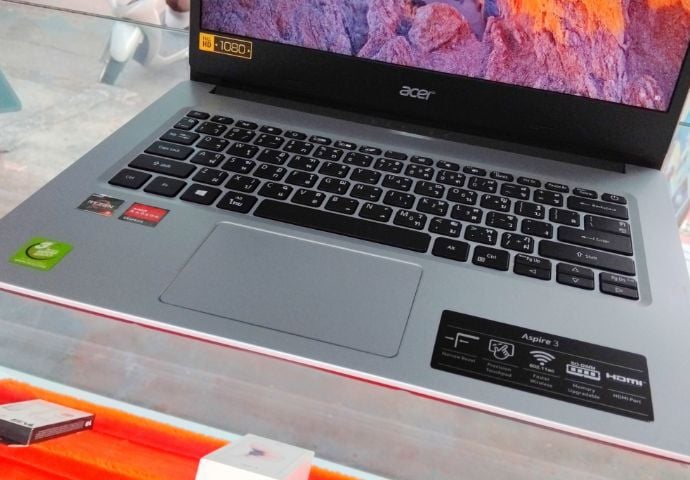 notebook acer aspire 3  รูปที่ 1
