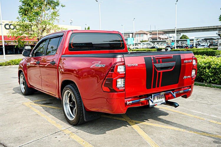 รถ Toyota Hilux Revo 2.4 Z Edition J Plus สี แดง