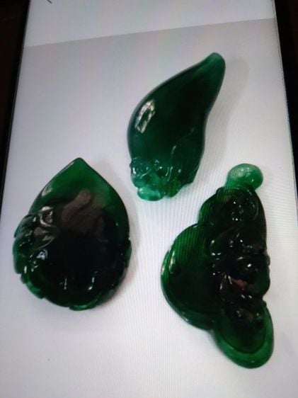 เขียว sale 3 natural Burma green jadeite 
