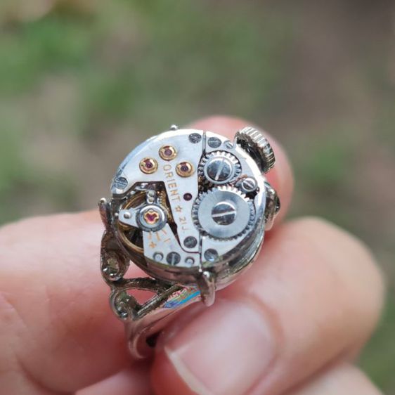แหวนทำจากนาฬิกาวินเทจ รูปที่ 1