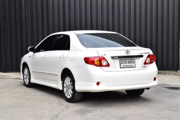 Toyota Altis 2010 2.0 G Sedan เบนซิน ไม่ติดแก๊ส เกียร์อัตโนมัติ ขาว รูปที่ 3