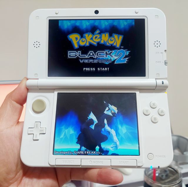 ขาย 3DS XL white เมม 64g ลงเกมเยอะ โหลดเกมฟรี มี pokebank ไว้ใช้เทรด มี pokemon 22 ภาคที่หน้าจอ กดเล่นได้เลย  รูปที่ 8