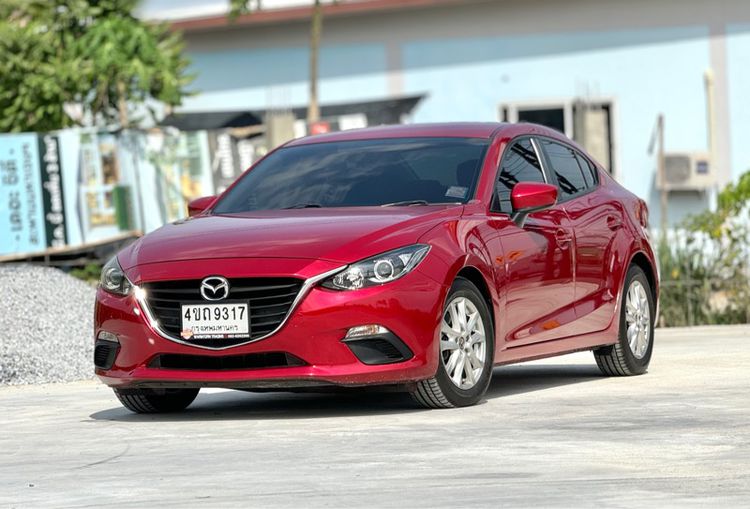 Mazda Mazda3 2014 2.0 E Sedan เบนซิน ไม่ติดแก๊ส เกียร์อัตโนมัติ แดง รูปที่ 2