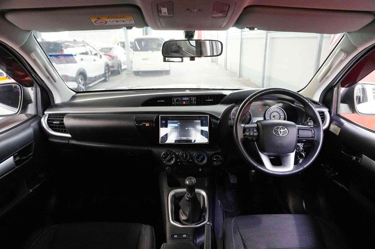 Toyota Hilux Revo 2019 2.4 E 4WD Pickup ดีเซล เกียร์ธรรมดา เทา รูปที่ 4