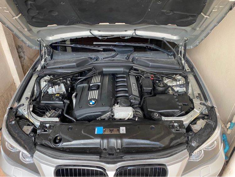 BMW Series 5 2008 525i Sedan เบนซิน ไม่ติดแก๊ส เกียร์อัตโนมัติ บรอนซ์เงิน รูปที่ 2