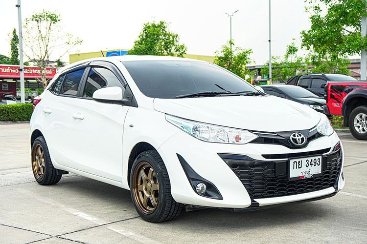 Toyota Yaris 2020 1.2 Entry Sedan เบนซิน ไม่ติดแก๊ส เกียร์อัตโนมัติ ขาว รูปที่ 2