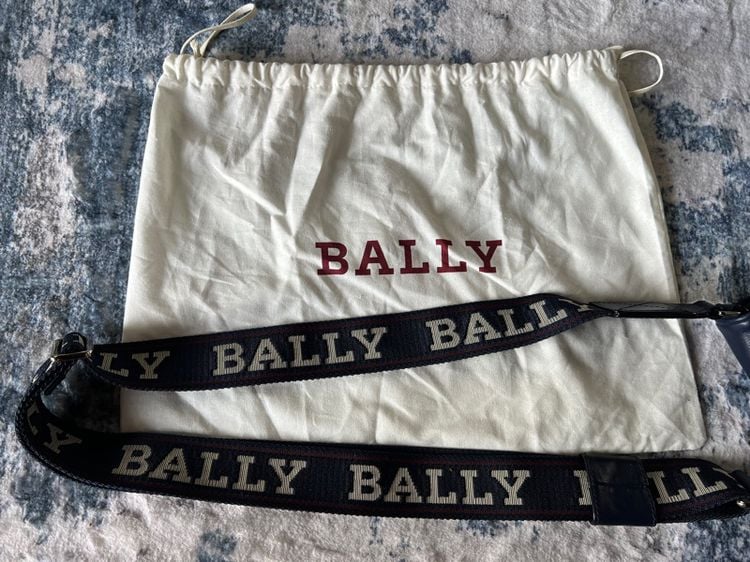 Bally Leather Messenger bag (Navy) รูปที่ 9