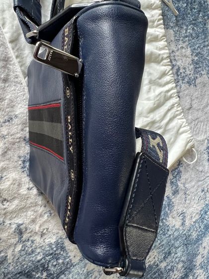 Bally Leather Messenger bag (Navy) รูปที่ 3
