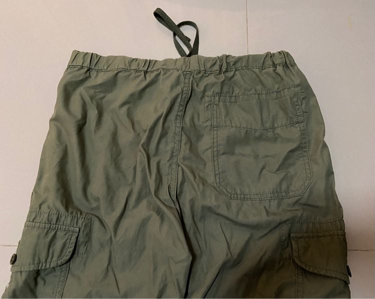 กางเกงขายาว uniqlo สีเขียวทหาร มีกระเป๋าข้าง รูปที่ 6