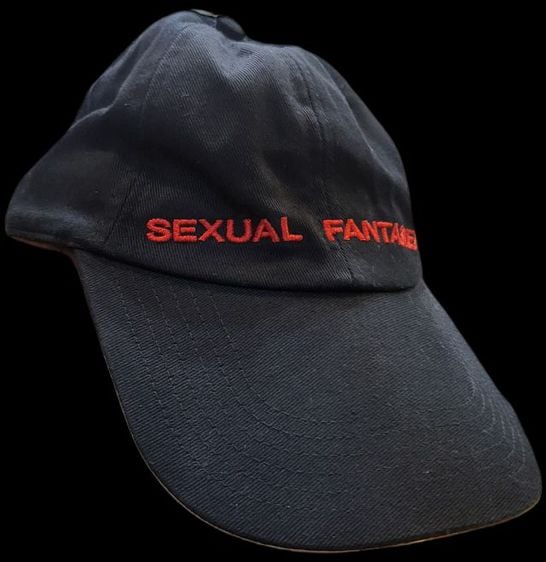 หมวกและหมวกแก๊ป 🧢หมวก Vetements แท้จากช้อปของใหม่เอี่ยม