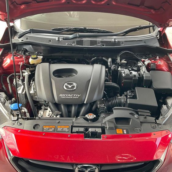 Mazda Mazda 2 2019 1.3 High Connect Sedan เบนซิน ไม่ติดแก๊ส เกียร์อัตโนมัติ แดง รูปที่ 2