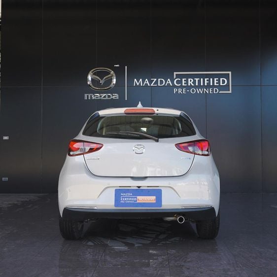 Mazda Mazda 2 2022 1.3 Skyactiv-G S Leather Sports Sedan เบนซิน ไม่ติดแก๊ส เกียร์อัตโนมัติ ขาว รูปที่ 3