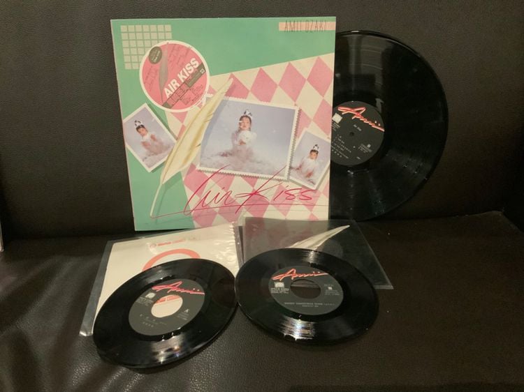 ภาษาญี่ปุ่น LP ขายแผ่นเสียงซิตี้พ๊อพ City Pop  Amii Ozaki Air Kiss LP - 7” นิ้ว 2แผ่น  1981 Japan 🇯🇵 Vinyl ส่งฟรี