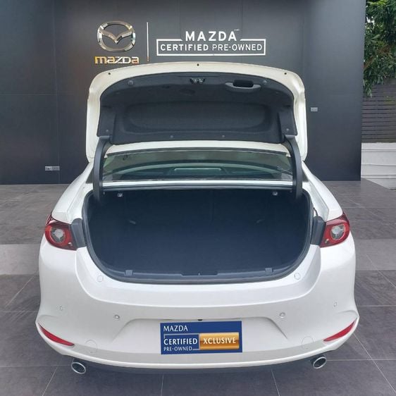 Mazda Mazda3 2022 2.0 SP Sports Sedan เบนซิน ไม่ติดแก๊ส เกียร์อัตโนมัติ ขาว รูปที่ 4
