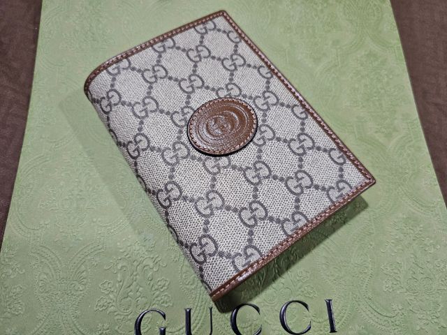 Gucci GG Passsport cover ของใหม่,ออกshopไทย,ใบเสร็จเดือน4,ปี24 รูปที่ 2