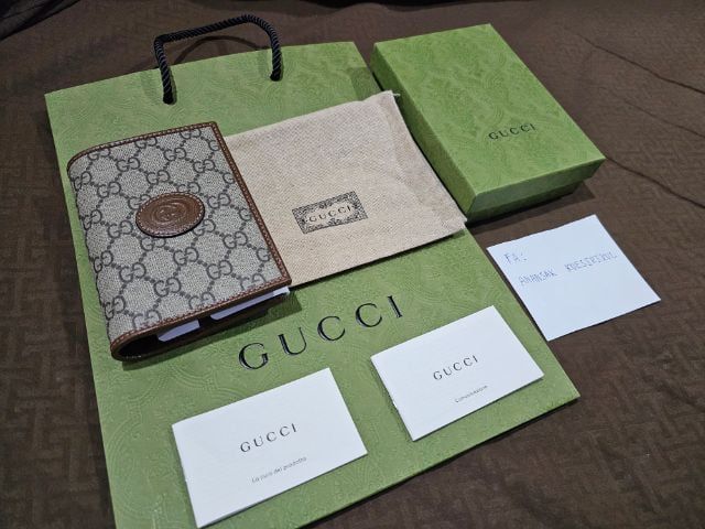 ผ้าใบ ไม่ระบุ น้ำตาล Gucci GG Passsport cover ของใหม่,ออกshopไทย,ใบเสร็จเดือน4,ปี24