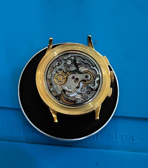 Movado Chronograph Vintage 750K Gold รูปที่ 8
