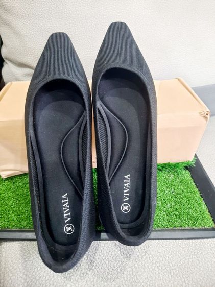 ขอขายรองเท้าแบรนด์เนมท่านหญิงของยี่ห้อ VIVAIA size EURO 40 สีดำ Deep Ebony สภาพใหม่พร้อมกล่องไม่ผ่านการใช้งานไม่มีตำหนิ รูปที่ 2