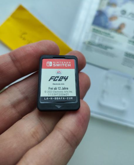 ขายแผ่นเกมส์ FC24 ของ Nintendo Switch สภาพดี รูปที่ 3