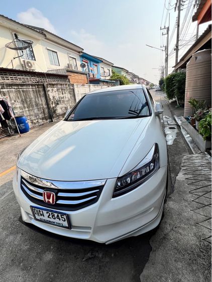 รถ Honda Accord 2.4 EL i-VTEC สี ขาว