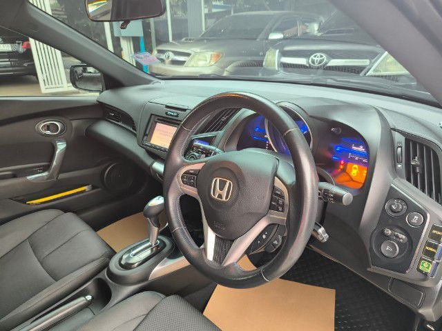 Honda CR-Z 2012 1.5 JP Sedan ไฮบริด ไม่ติดแก๊ส เกียร์อัตโนมัติ ขาว รูปที่ 4