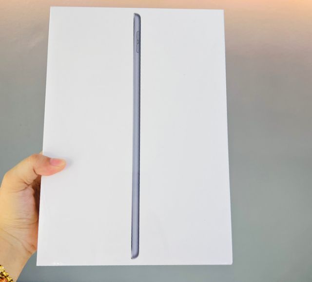 Apple 64 GB iPad Gen9 มือ1 ใช้Wifi เครื่องศูนย์ไทย ประกันศูนย์ 1 ปี สีดำ
-