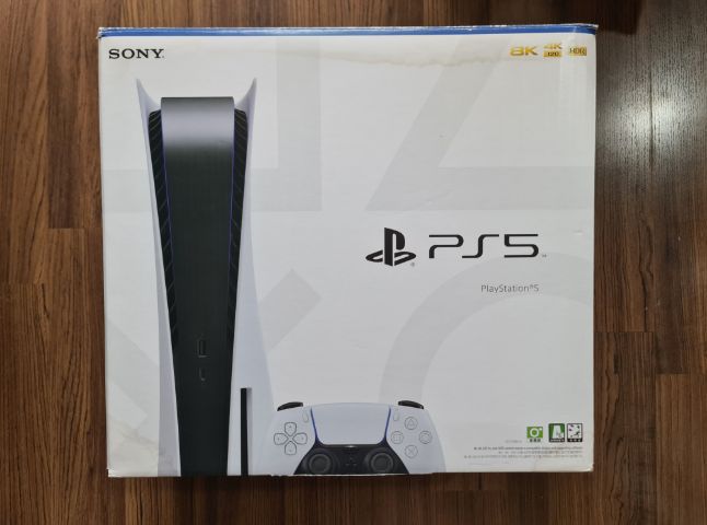 Sony เครื่องเกมส์โซนี่ เพลย์สเตชั่น PS5 (Playstation 5) เชื่อมต่อไร้สายได้ PS5(playstation 5)บอร์ด 1218A 1000GB สีขาวงานกล่อง 1จอย อุปกรณ์สายพ่วงต่อครบ