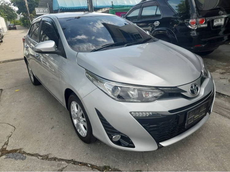 Toyota Yaris 2018 1.2 G Sedan เบนซิน ไม่ติดแก๊ส เกียร์อัตโนมัติ บรอนซ์เงิน รูปที่ 3