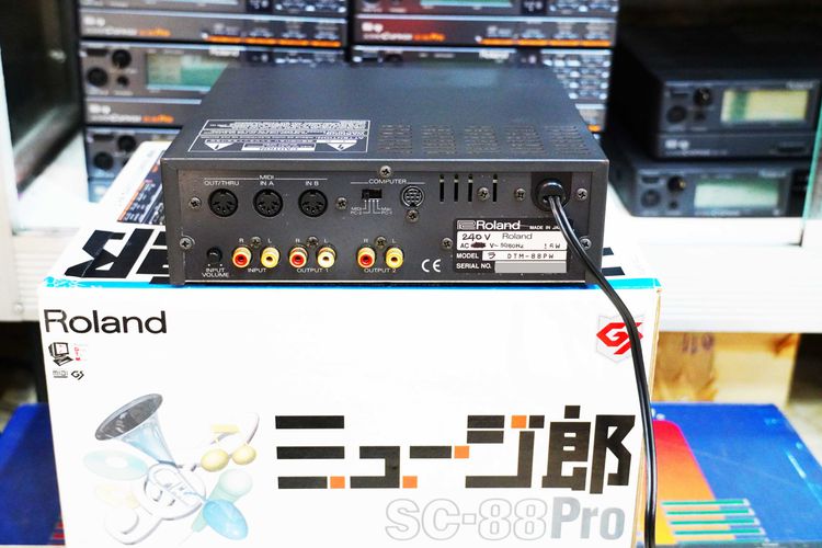Roland SC-88Pro (JAPAN) งานคอมคาราโอเกะที่ให้เสียงที่ดีที่สุด ดีกว่าซาวด์ฟอนต์ ทดลองฟังเสียงที่ร้าน หรือชมรีวิวยูทูปที่ช่อง TokaiMusic รูปที่ 4