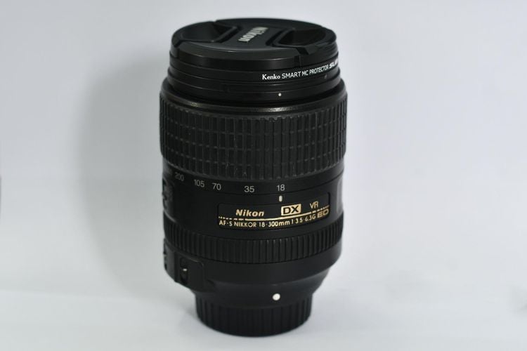 เลนส์มาตรฐาน Nikon เลนส์ nikkor 18-300 mm