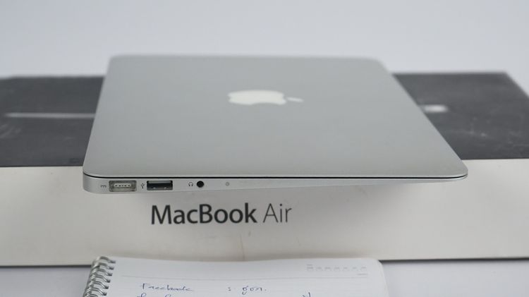 MacBook Air 11" ปี 2011 รูปที่ 6