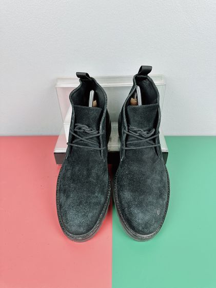 รองเท้าบู๊ทหนังกลับ Calvin Klein Sz.10us44eu28cm รุ่นUltra Calf Suede Chukka Boots สีดำ สภาพสวยมากเกือบใหม่ ไม่ขาดซ่อม ใส่ทำงานออกงานหล่อ รูปที่ 2