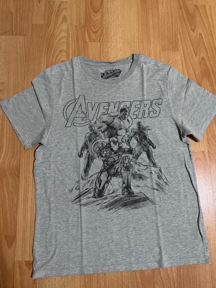อื่นๆ อื่นๆ เทา แขนสั้น เสื้อยืด Old navy ลาย Avengers