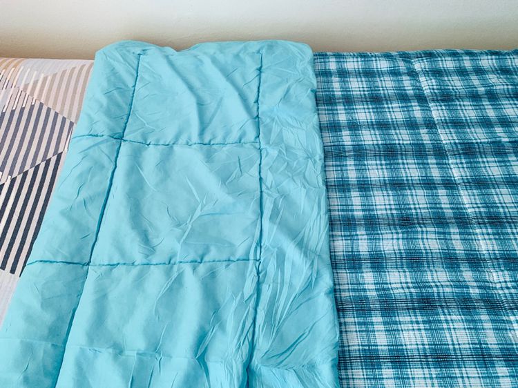 ผ้าห่ม ขนาด 4-4.5ฟุต สีฟ้าลายสก็อต (Made in China) มือสองสภาพดี สินค้าญี่ปุ่น-เกาหลีแท้ รูปที่ 10