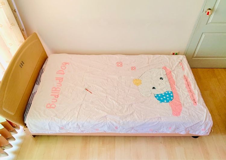 ผ้าห่ม ขนาด 4.5ฟุต สีชมพูลายการ์ตูน BudlBudl Dog มือสองขายตามสภาพ สินค้าญี่ปุ่น-เกาหลีแท้