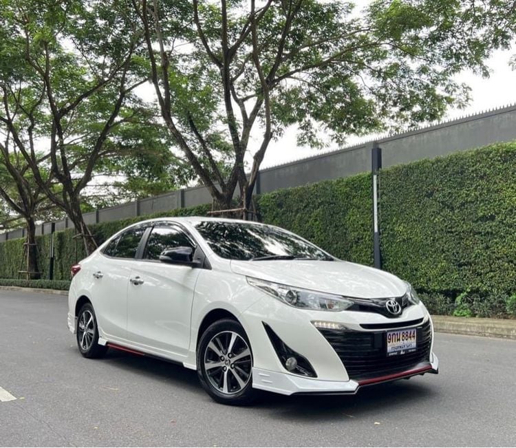 Toyota Yaris ATIV 2020 1.2 Sport Premium Sedan เบนซิน ไม่ติดแก๊ส เกียร์อัตโนมัติ ขาว