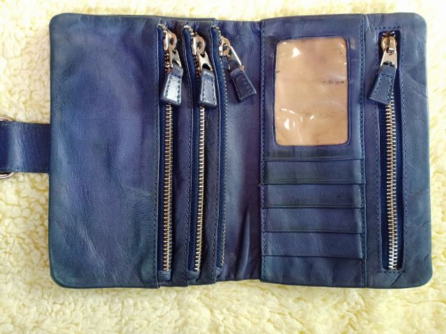 กระเป๋าสตางค์หนังแท้สีน้ำเงินคราม รูปที่ 4