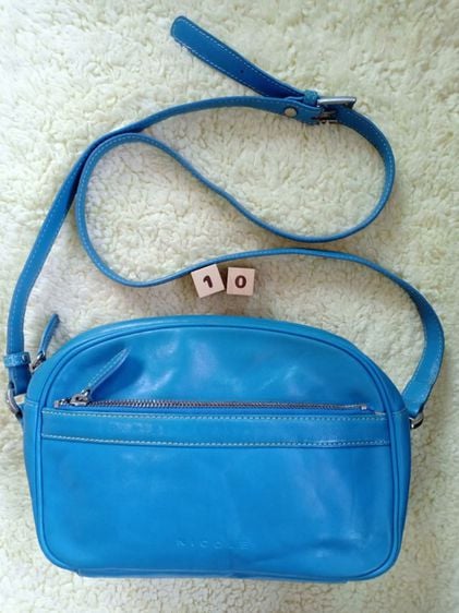 กระเป๋าสะพายยาวหนังแท้สีฟ้า Nicole