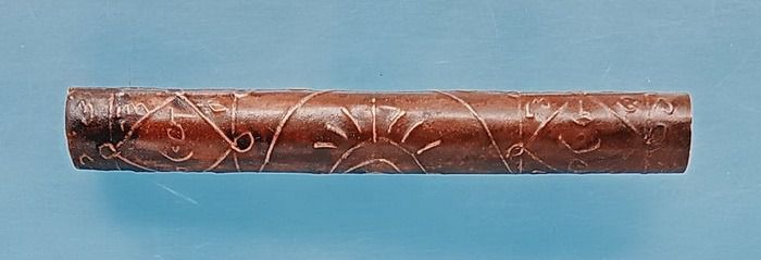 ตะกรุดมหาราชโลกีย์ อ.ชุม ไชยคีรี เนื้อทองแดง จารมือ ปี 2519 ยาว 2 นิ้ว (B)