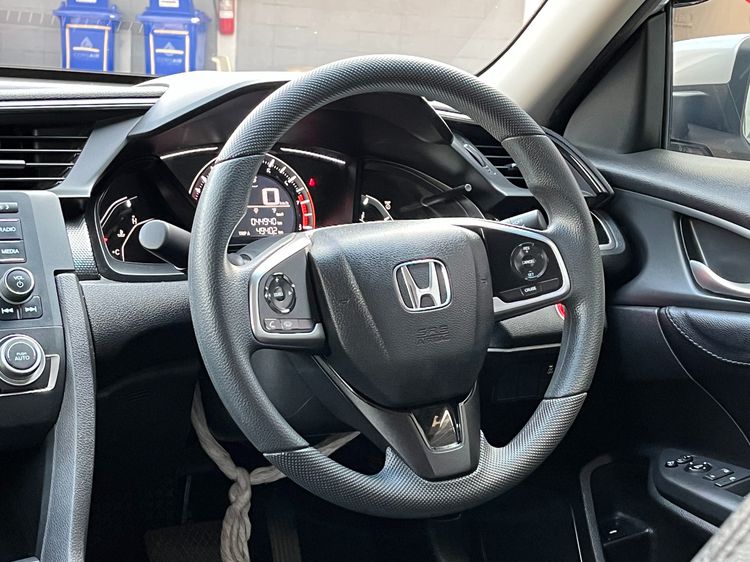 Honda Civic 2018 1.8 E i-VTEC Sedan เบนซิน ไม่ติดแก๊ส เกียร์อัตโนมัติ บรอนซ์เงิน รูปที่ 3