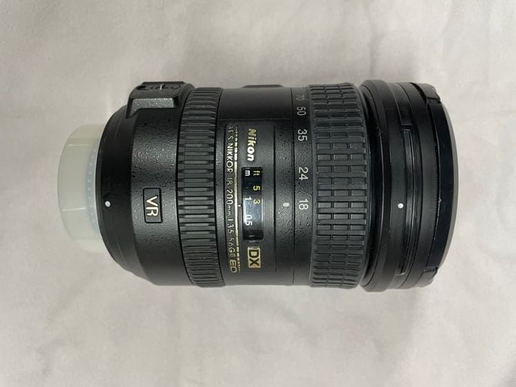 Lens Nikon DX 18-200mm f3.5