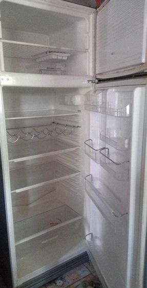 ตู้เย็น​S​ M​ E​ G