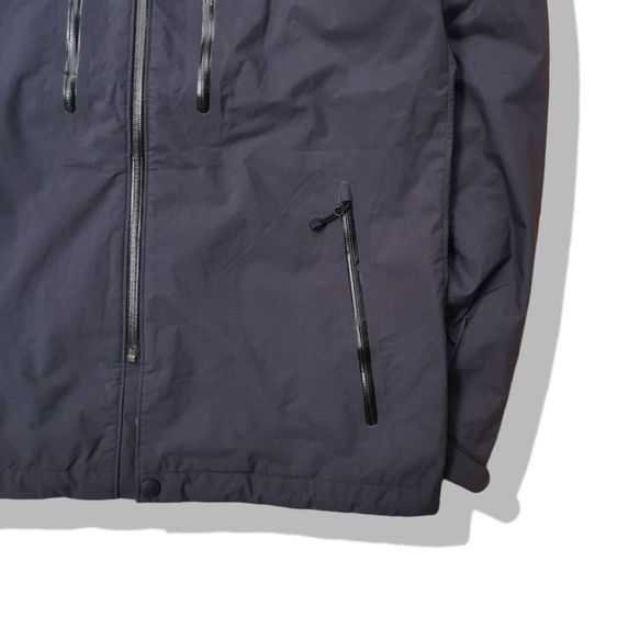 Uniqlo X Land Rover Water Resistant Hooded Jacket รอบอก 42” รูปที่ 6
